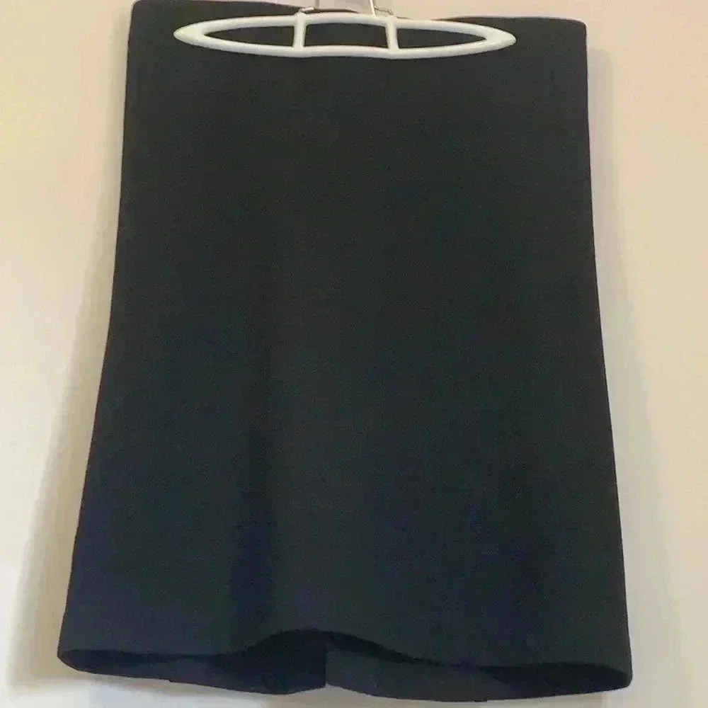 Mode de Vie waffle knit, fit and flare lightweight office skirt